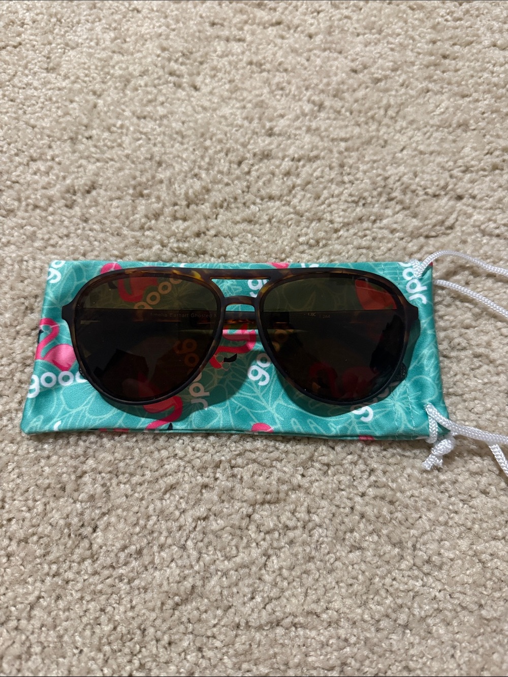 Men's Tortoise Shell Aviator Sunglasses with Turquoise Pouch